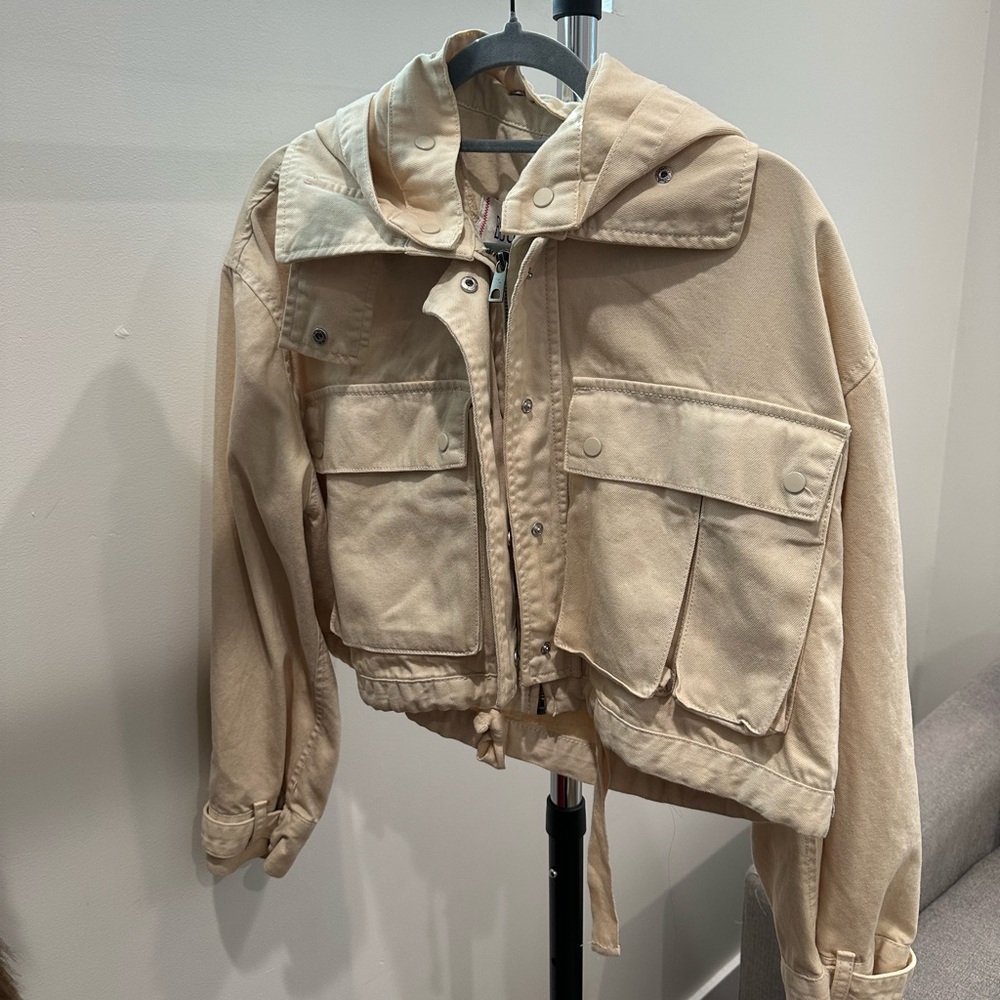 BDG Freida Cropped Utility Jacket